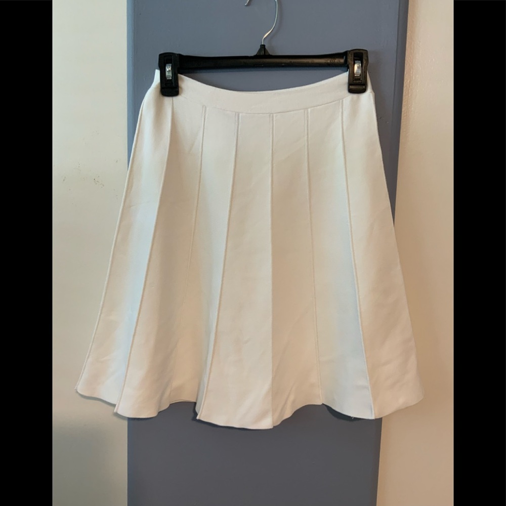 BCBG MaxAzria White Pleated Skirt Medium
